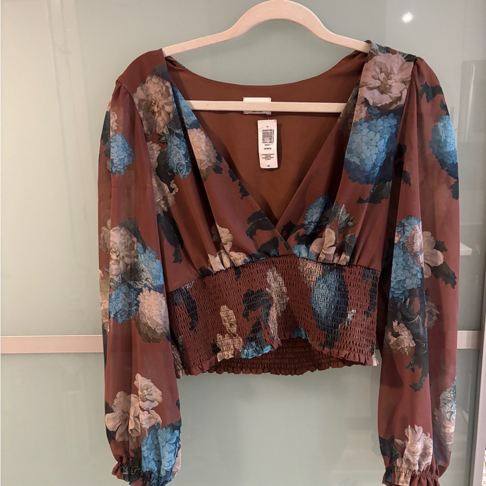 NWT Aritzia Wilfred Genoa Top
